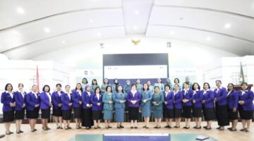Ketua TP PKK Kab. Karo Lantik TP Posyandu Se-Kabupaten,Posyandu Kini Melayani 6 Sektor Dasar.